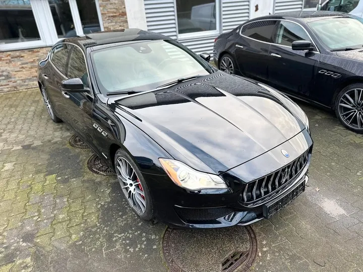 Maserati Quattroporte