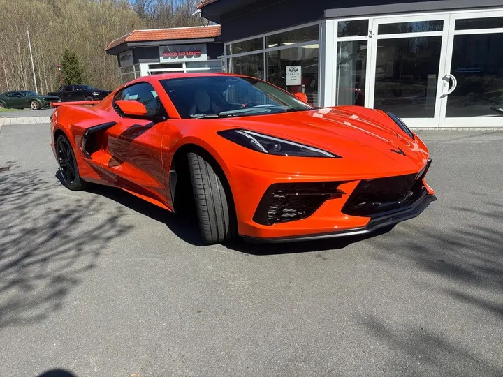 Corvette C8