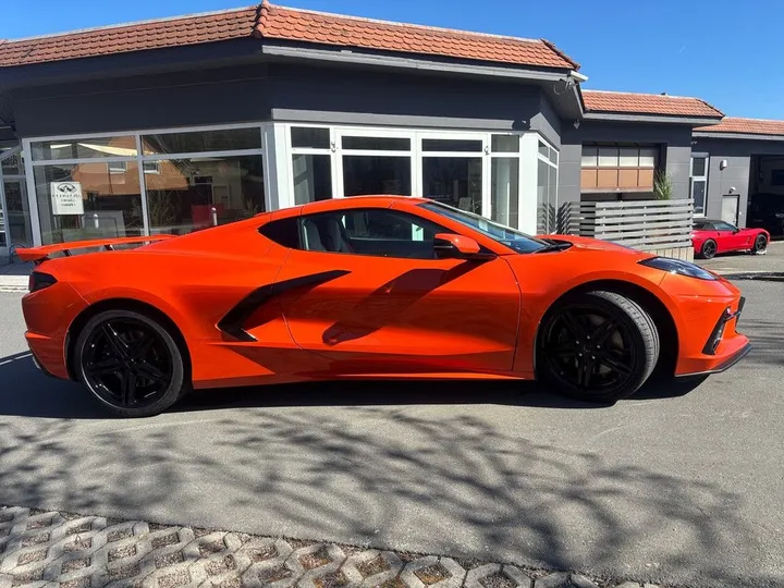 Corvette C8