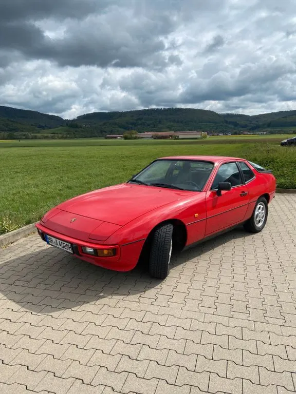 Porsche 924