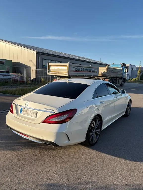 Mercedes-Benz CLS 500
