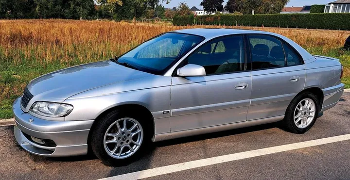 Opel Omega