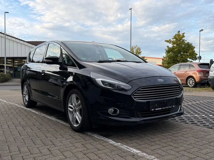 Ford S-Max