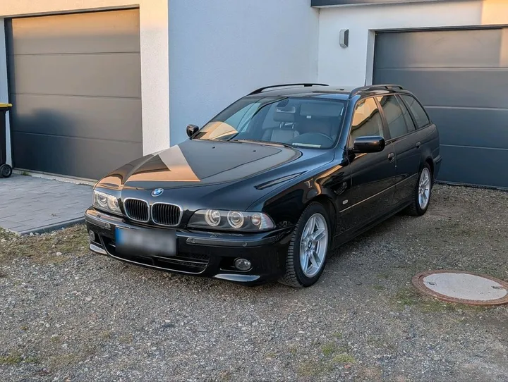 BMW 530