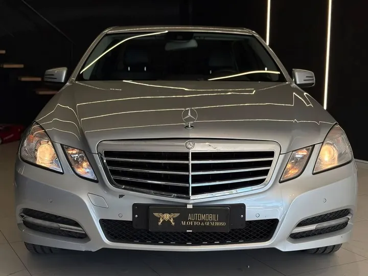 Mercedes-Benz E 220