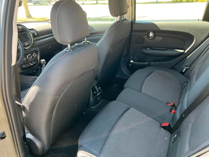 MINI Cooper Clubman