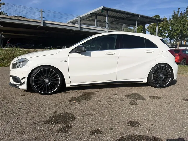 Mercedes-Benz A 180