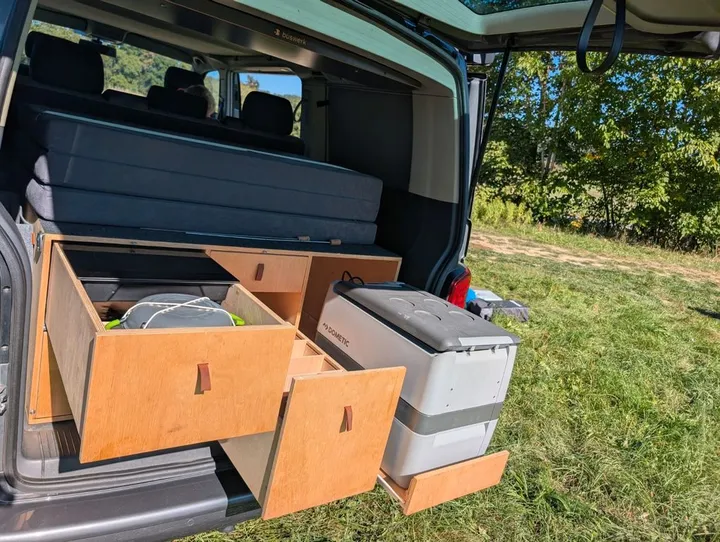 Volkswagen T5 California