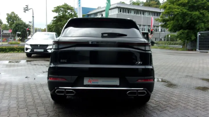BAIC Beijing X75