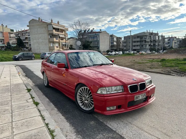 BMW 318