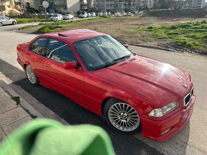BMW 318