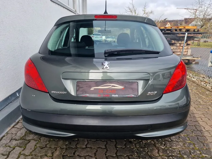 Peugeot 207