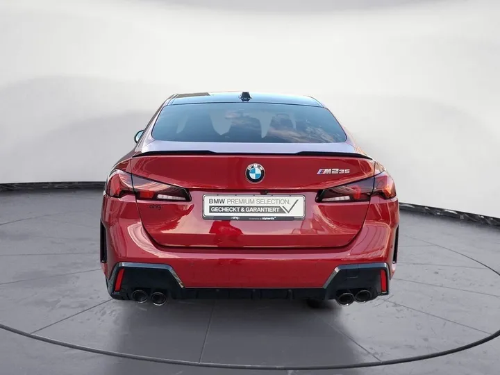 BMW M235