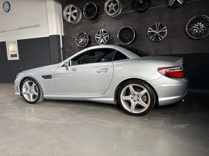 Mercedes-Benz SLK 350