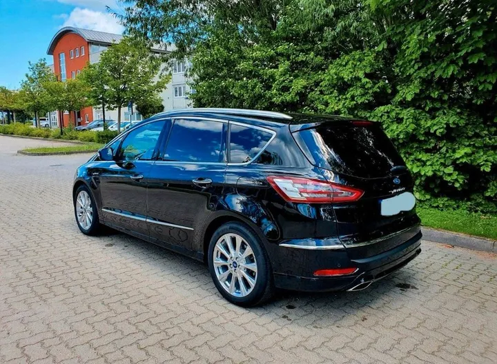 Ford S-Max