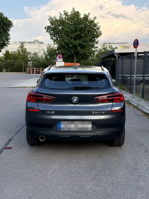 BMW X2