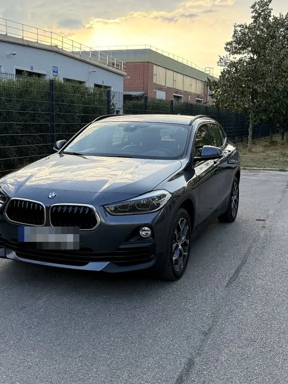 BMW X2