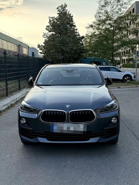 BMW X2