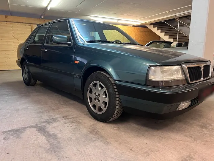 Lancia Thema