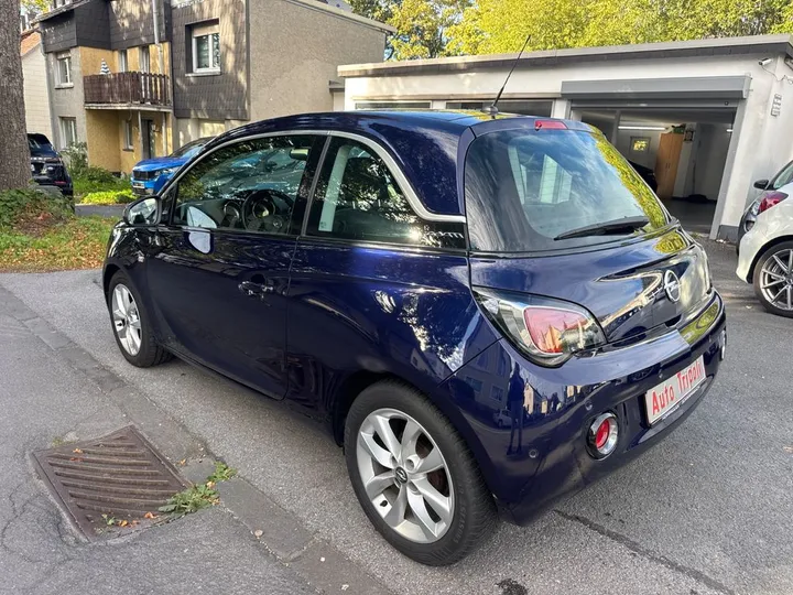 Opel Adam
