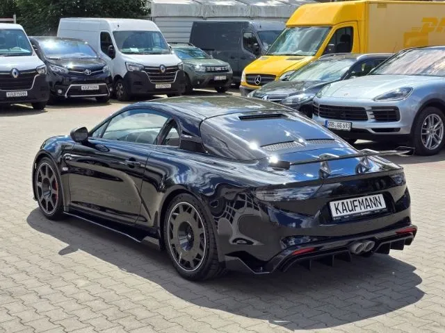 Alpine A110