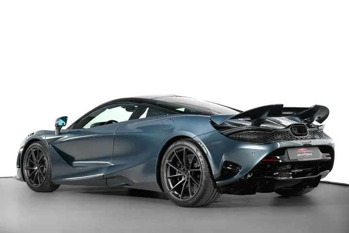 McLaren 750S