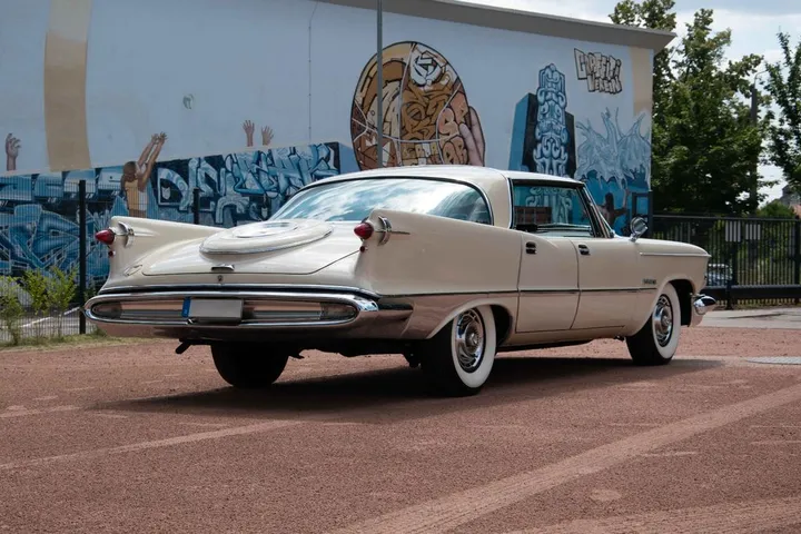 Chrysler Imperial