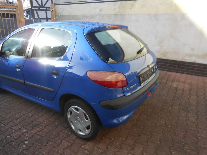 Peugeot 206