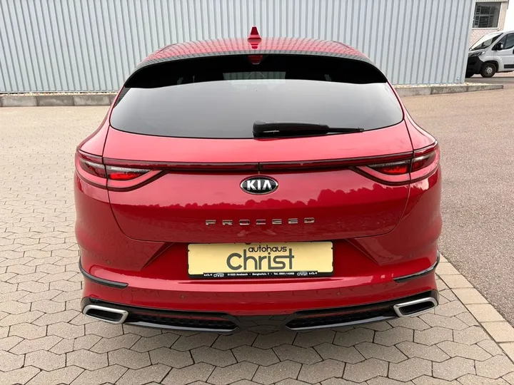 Kia pro cee'd / ProCeed