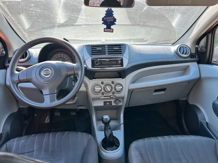 Nissan Pixo