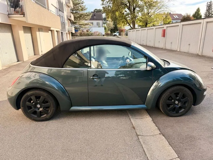 Volkswagen New Beetle