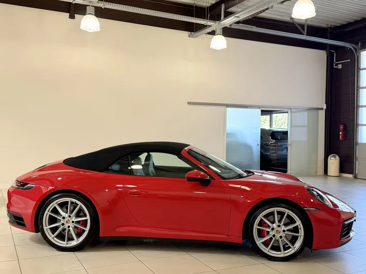 Porsche 992