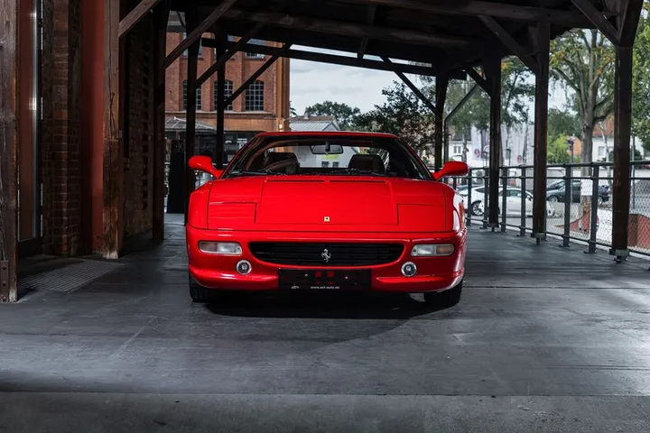 Ferrari F355
