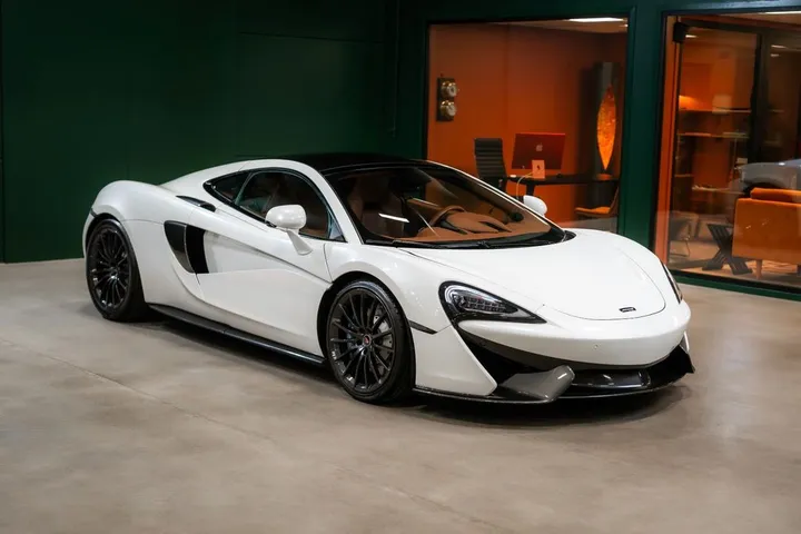 McLaren 570GT