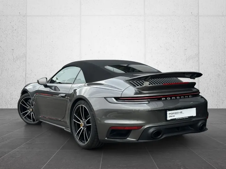 Porsche 992