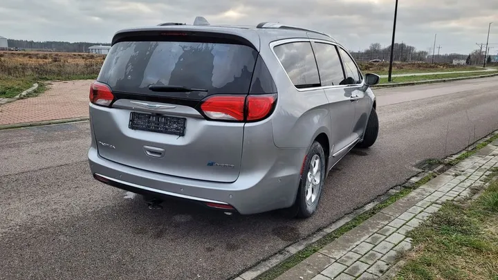 Chrysler Pacifica