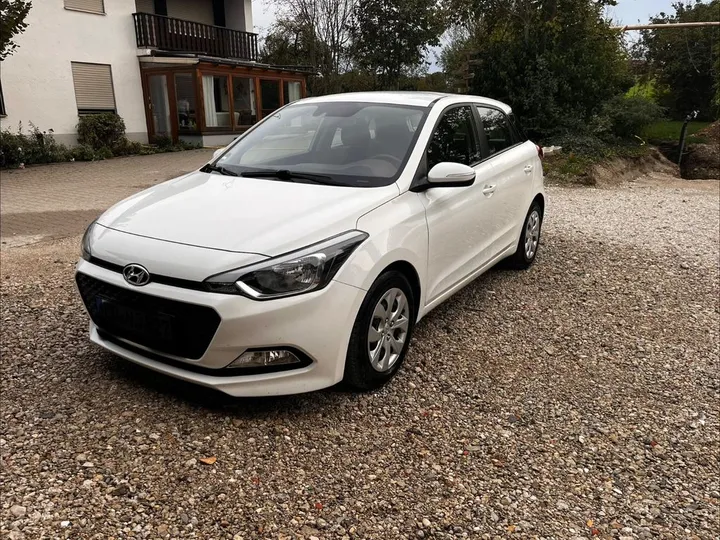 Hyundai i20