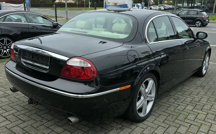 Jaguar S-Type