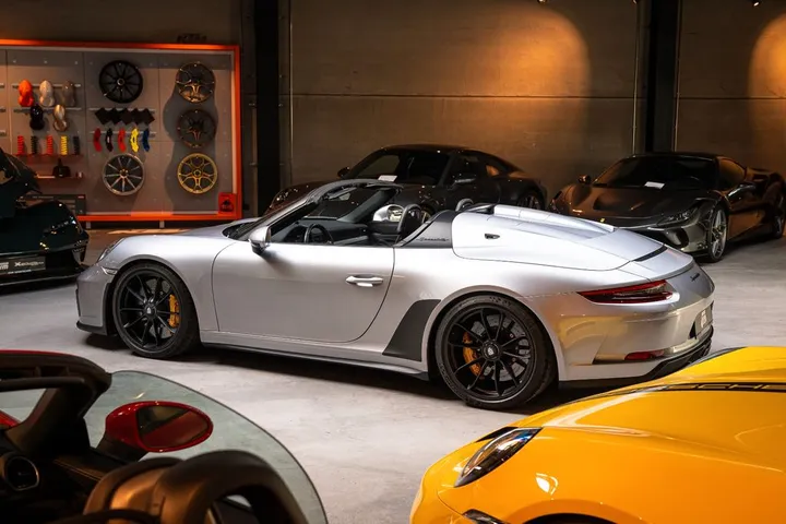 Porsche 991