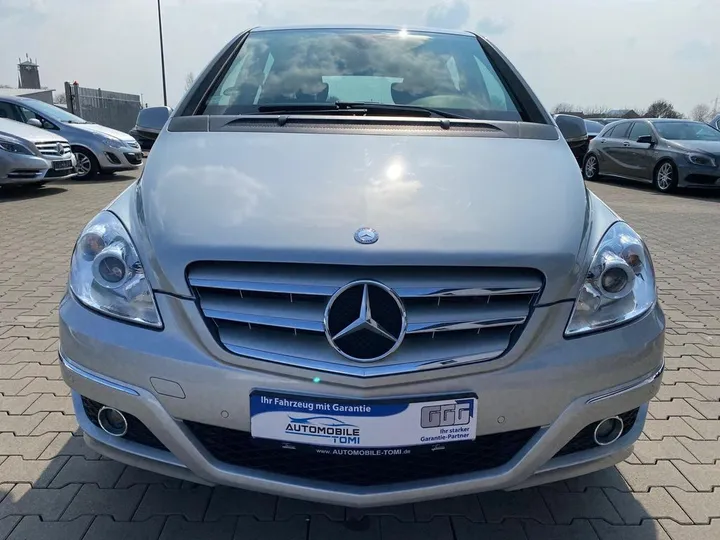 Mercedes-Benz B 170