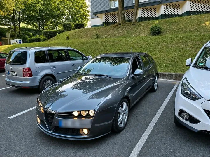 Alfa Romeo 159