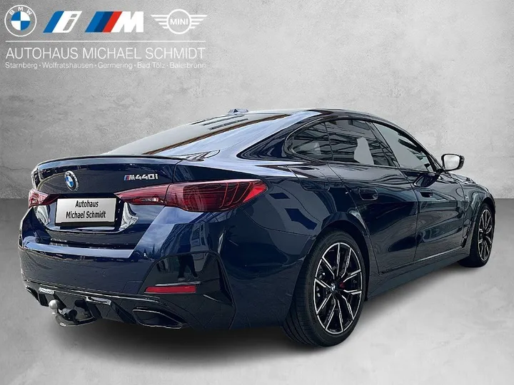 BMW M440