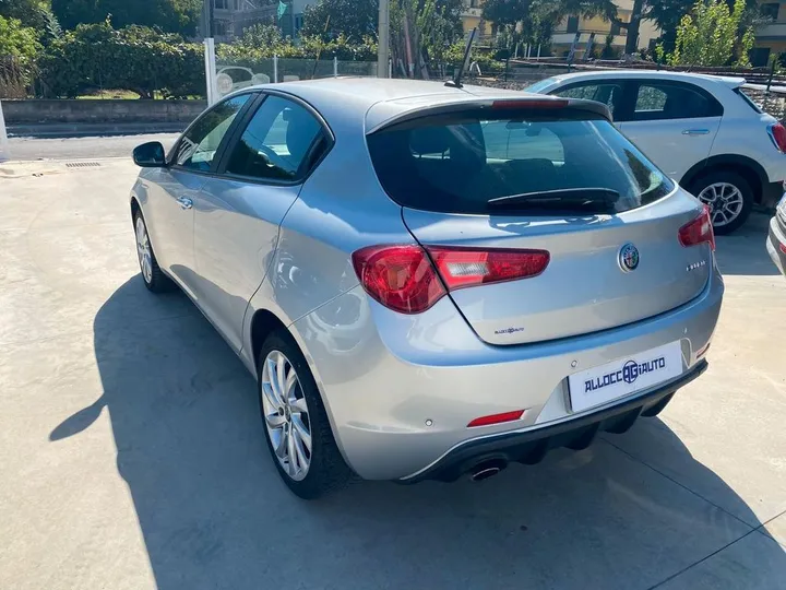Alfa Romeo Giulietta