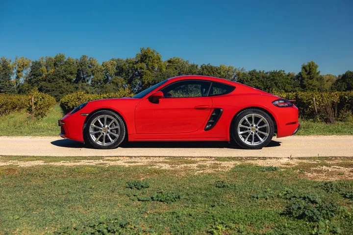 Porsche Cayman