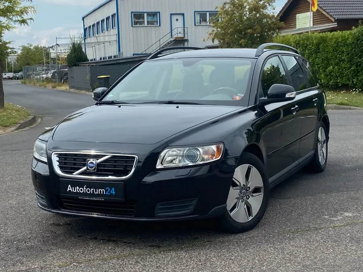 Volvo V50