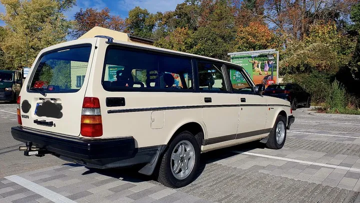 Volvo 240