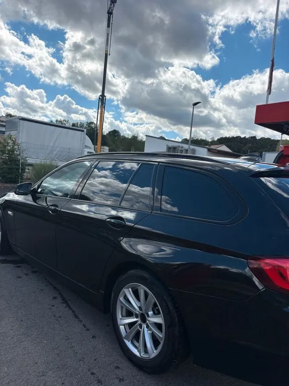 BMW 525