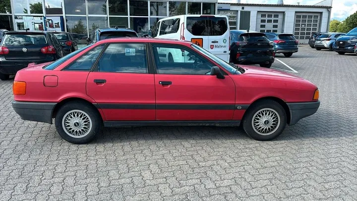 Audi 80