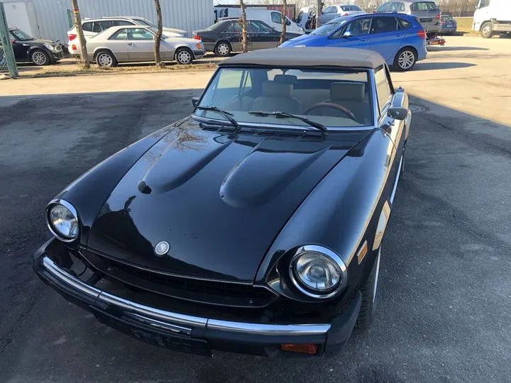 Fiat 124 Spider