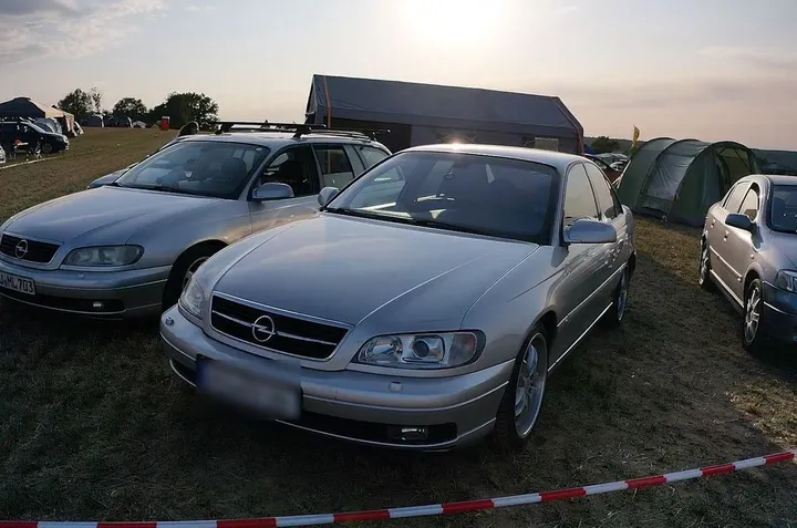 Opel Omega
